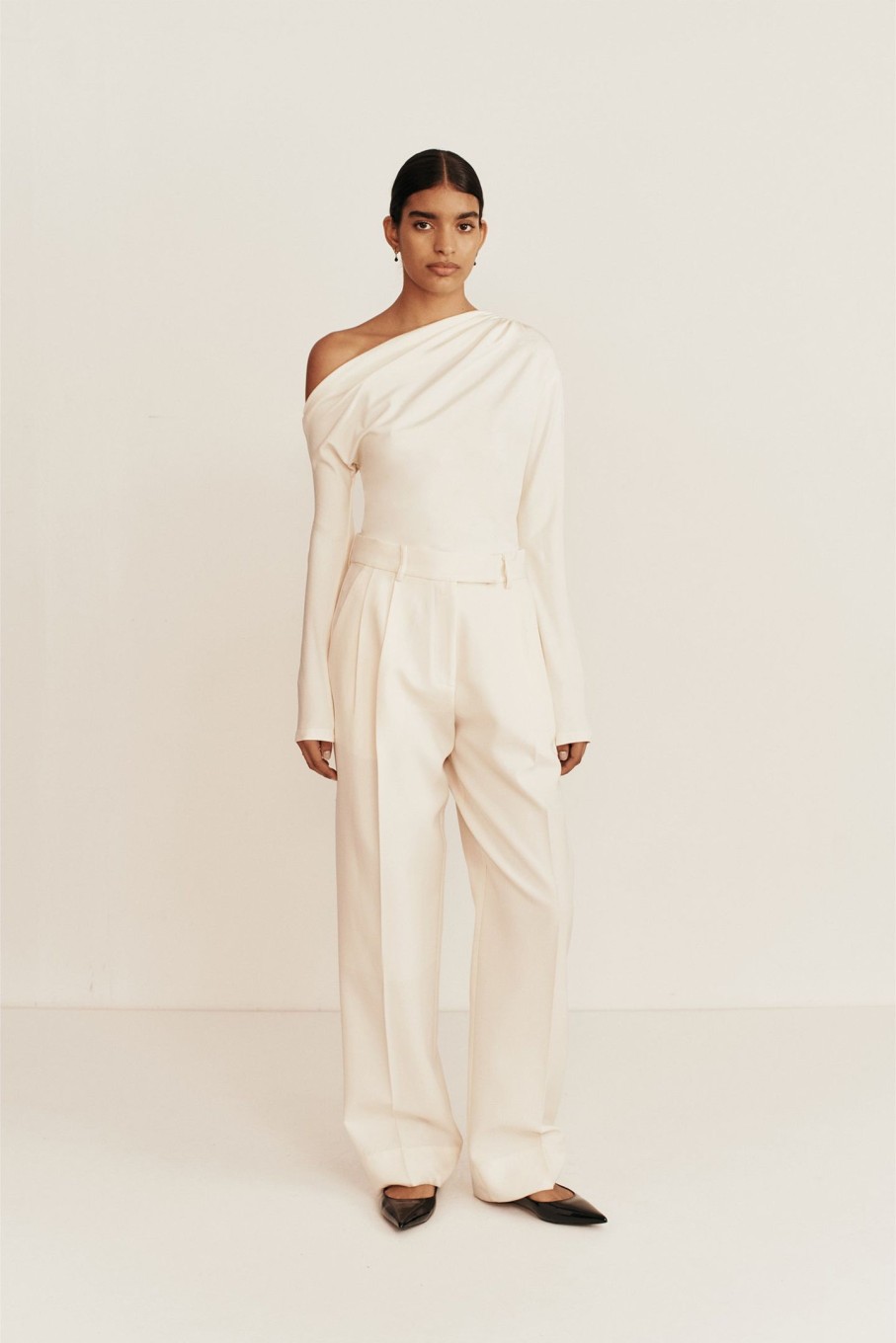 Clothing ESSE | Portia Tailored Trouser Crema