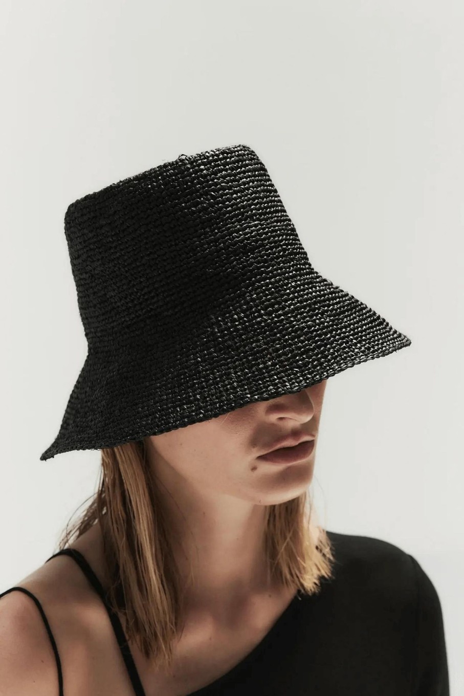 Accessories JANESSA LEONÉ | Felix Bucket Hat Black